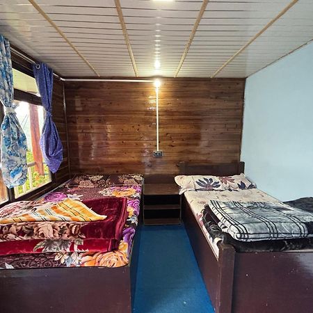 Hosanna Homestay Darjeeling  Buitenkant foto