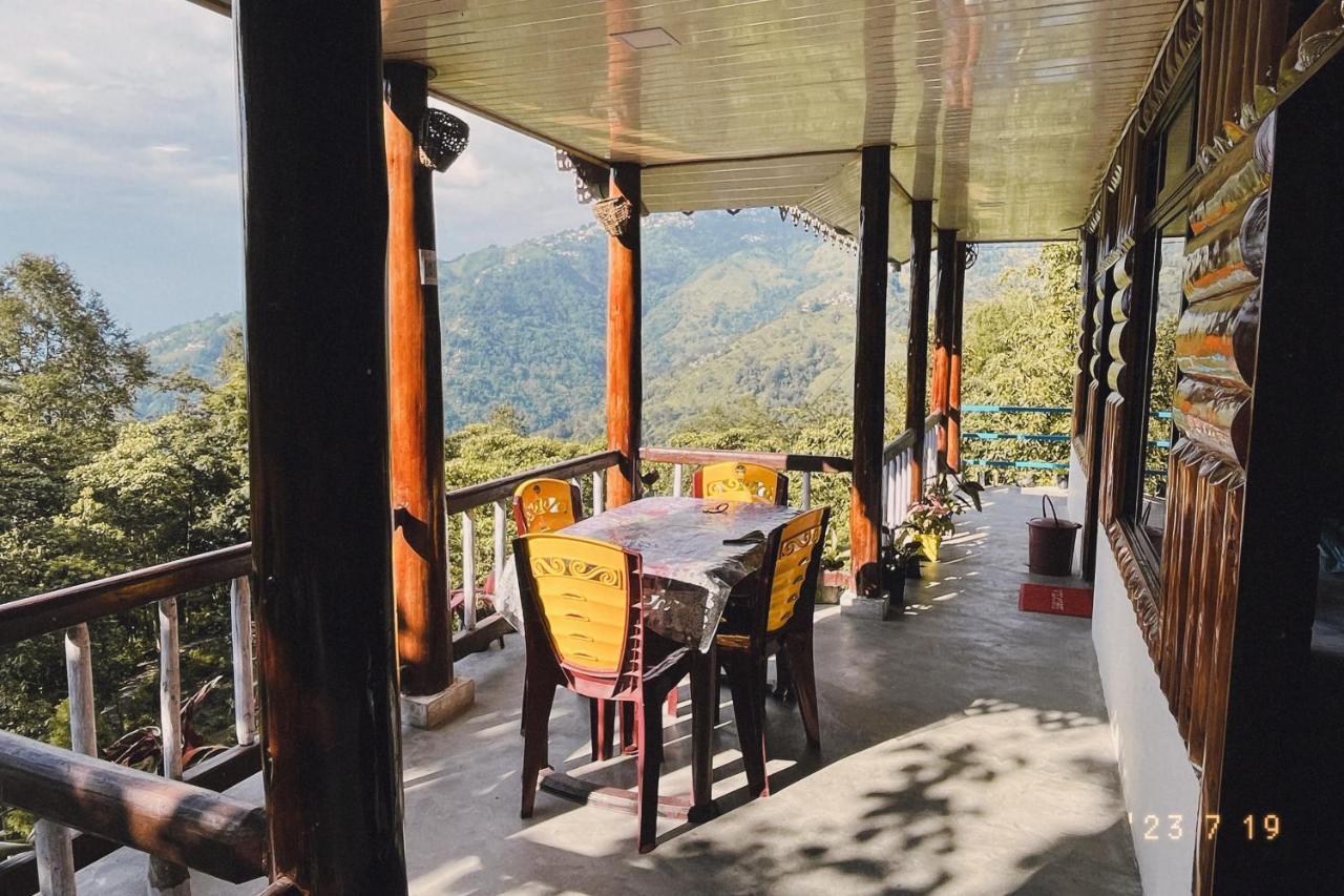 Hosanna Homestay Darjeeling  Buitenkant foto