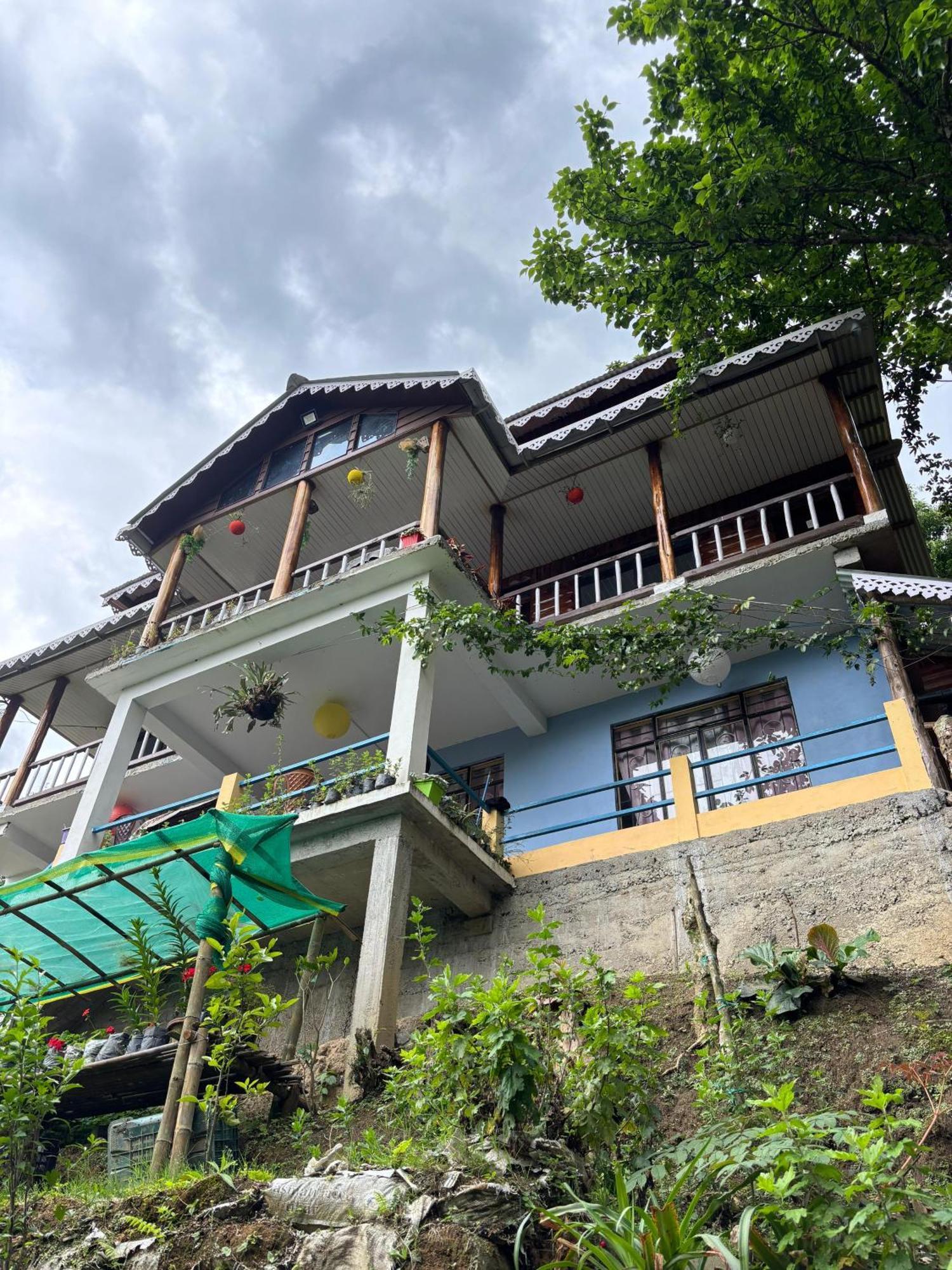 Hosanna Homestay Darjeeling  Buitenkant foto